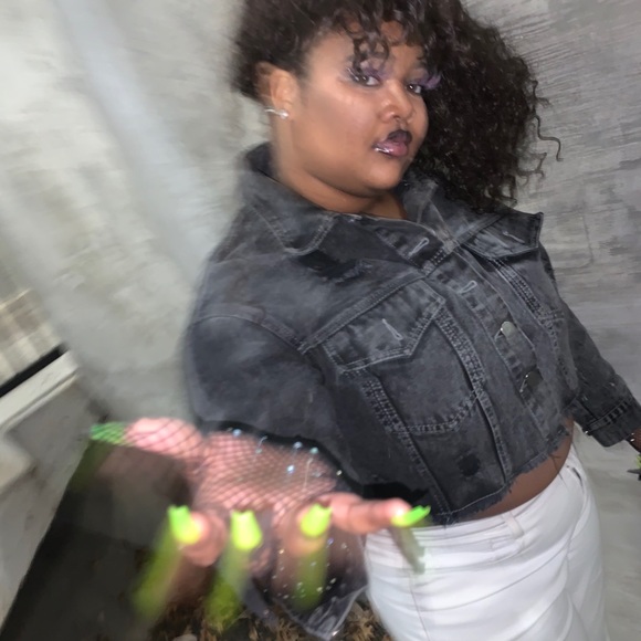 Custom Colored Lashes - Picture 4 of 4